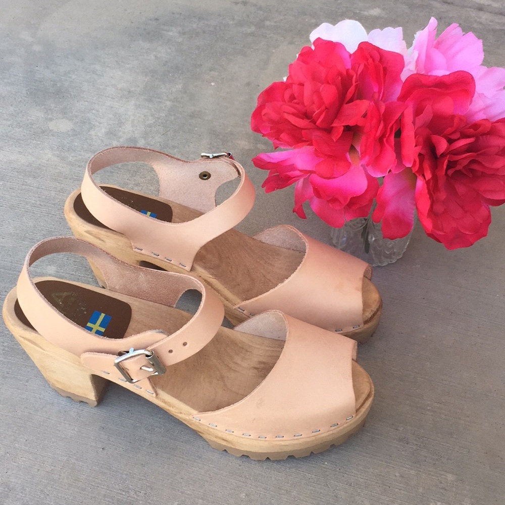 MIA Blush Pink Leather Clog Sandals